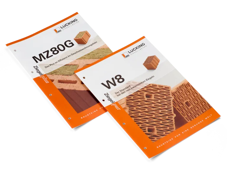 Foto: zwei Produkt-Prospekt-Titel aus der Ziegelpur und Ziegelplus Reihe mit winkelförmiger Farbmarke